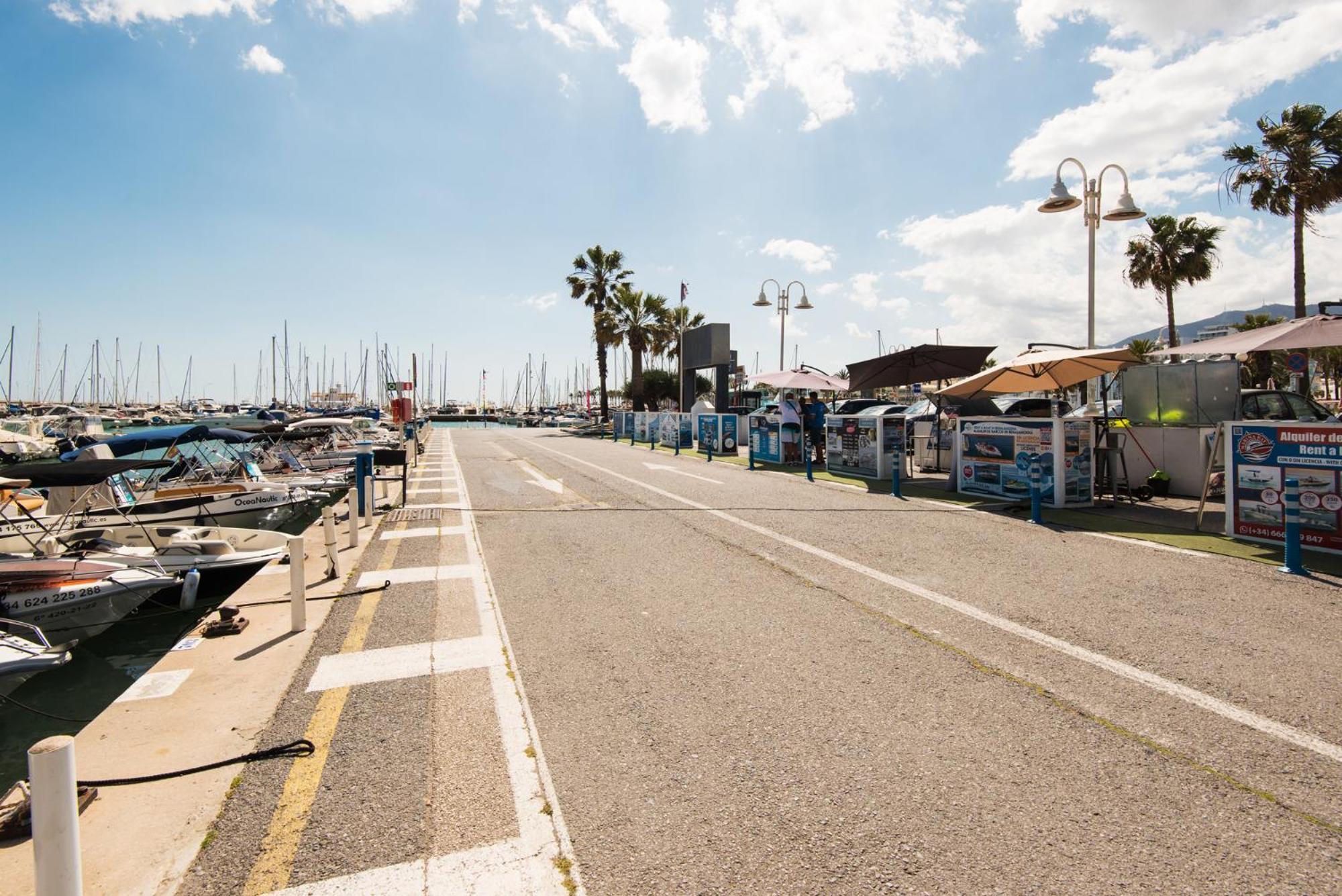 Apartmento En La Pequena Venecia, Puerto Marina Benalmadena Exterior photo